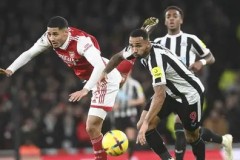 鲁索：双冠英雄的欧洲足坛之路与金球奖遗憾